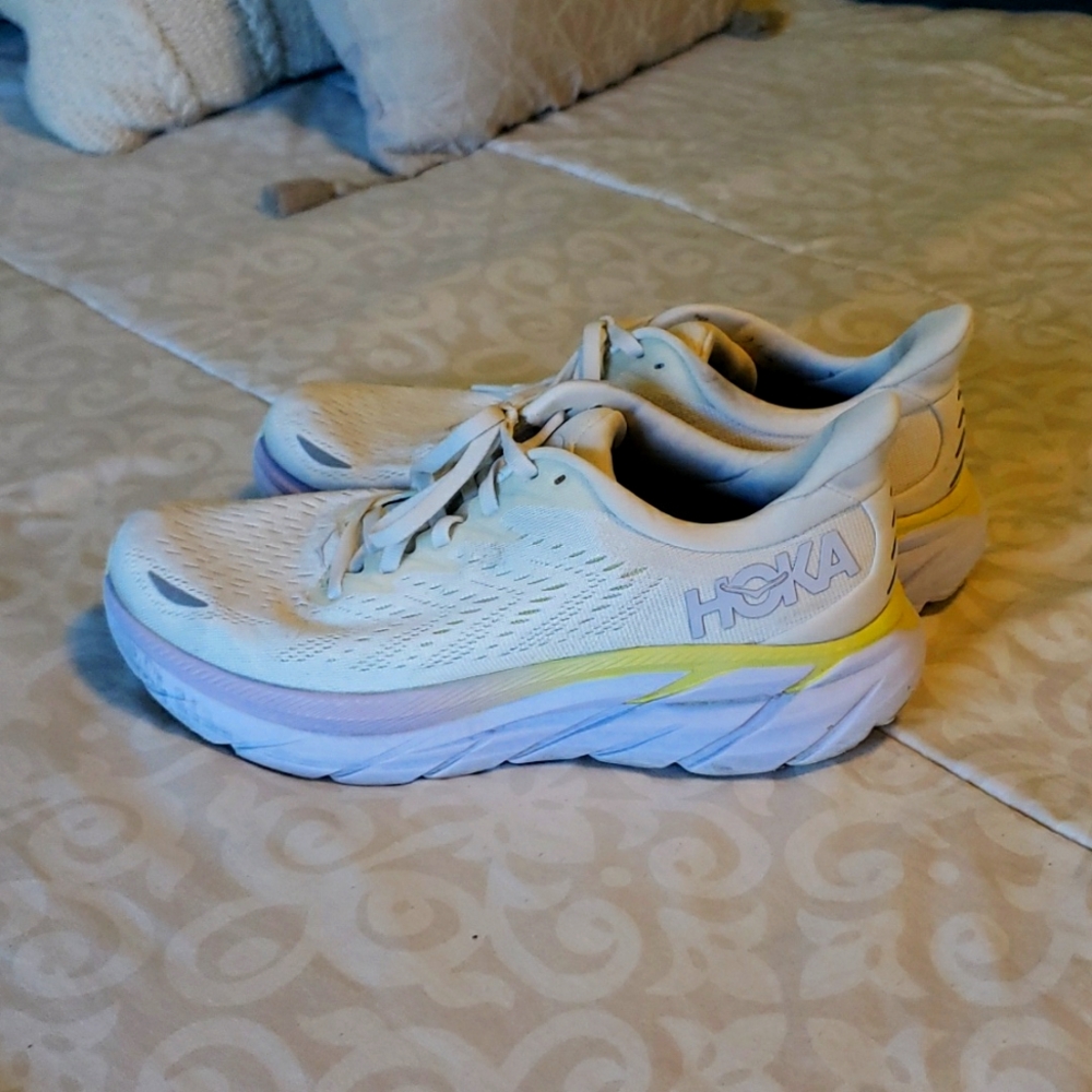 HOKA women white size 8